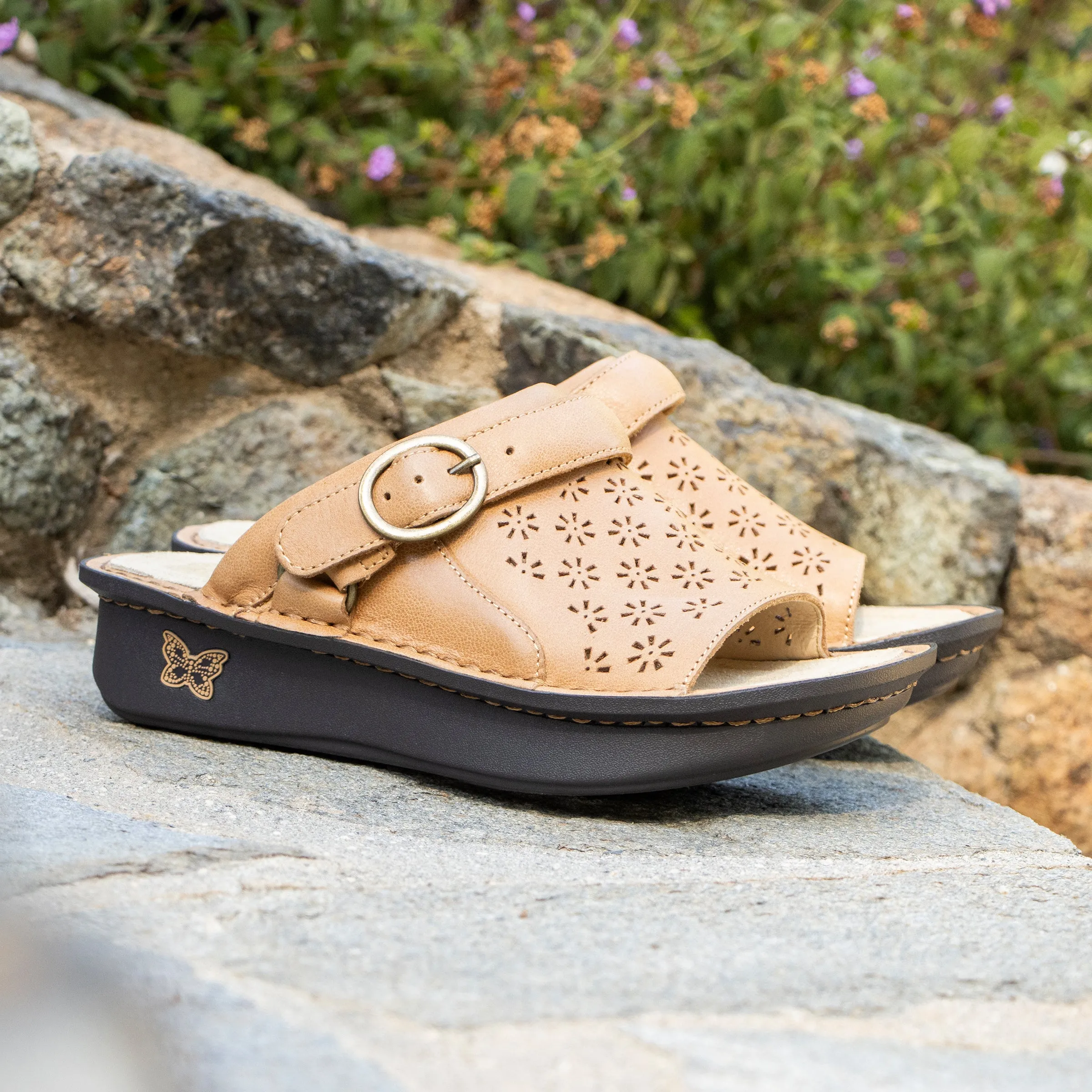 Klover Fawn Sandal