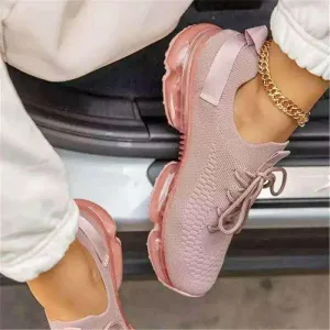 Large Mesh Breathable Casual Sneaker