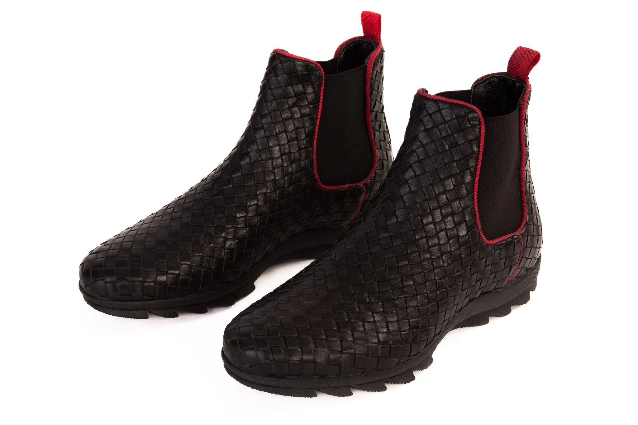 The Luxpre Black Leather Handwoven Casual Chelsea Men Boot